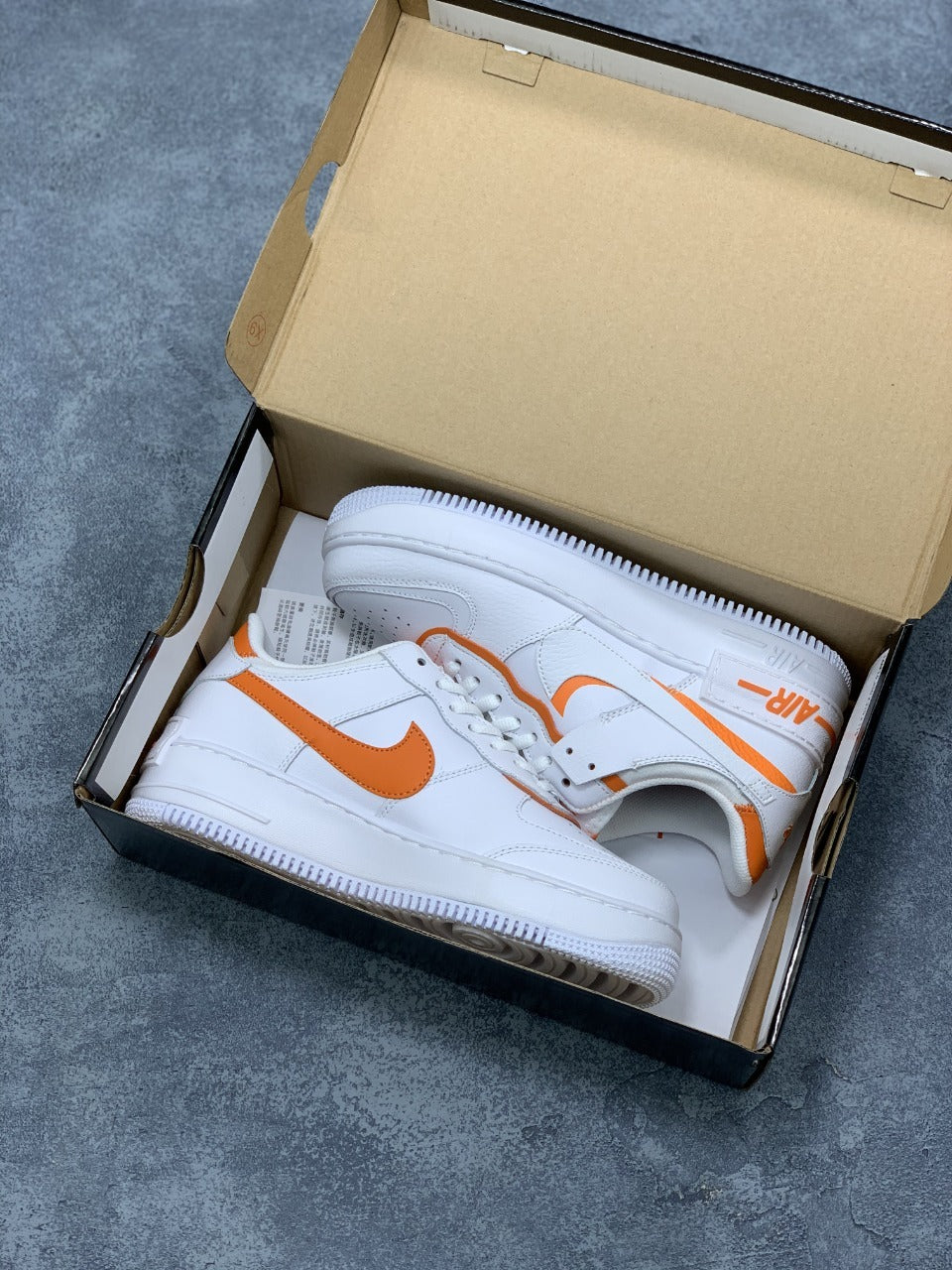 Air Force 1 Shadow Naranjas & blancas